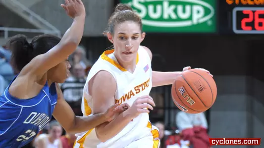 Lacey Scores 25, Cyclones Defeat Charleston, 68-50