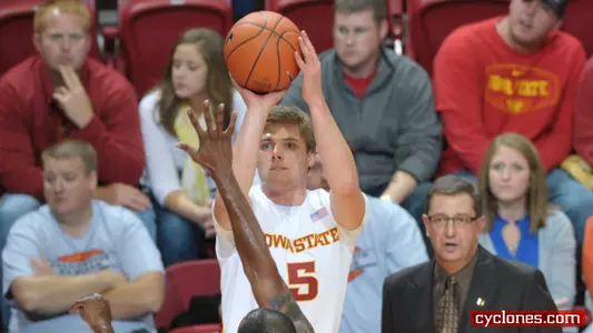 Cyclones Fall To Northwestern, 67-65