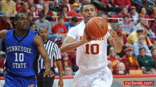Cyclones Whirl Into The Windy City