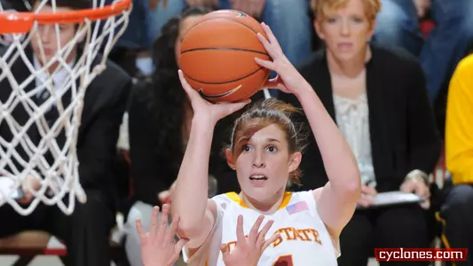 Lacey Scores 18 Straight to Lead ISU to Win at CU