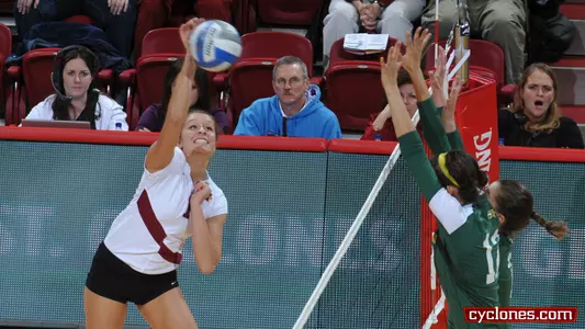 Ninth-ranked Cyclones Beat No. 14 Kentucky, 3-1