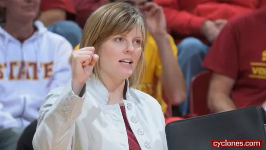 Johnson-Lynch Named Central Region Coach of the Year