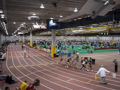 U.S. Coaches Love ISU Track