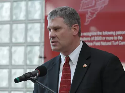2009 Spring Football Outlook Released