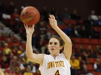 Cyclones Advance With 59-55 Win Over Texas