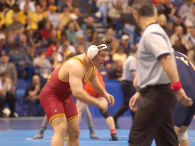 ISU, Iowa Tied for NCAA Lead