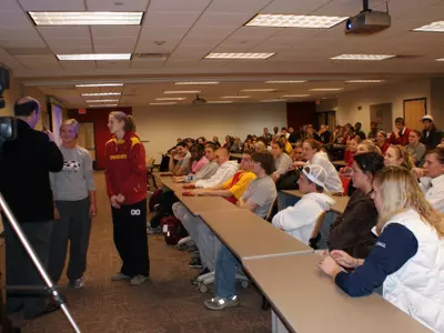 Student-Athletes Partake in Media Training