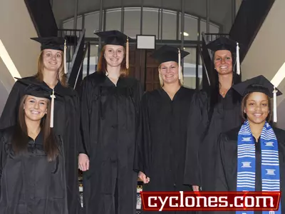 Women's Basketball Graduates Six