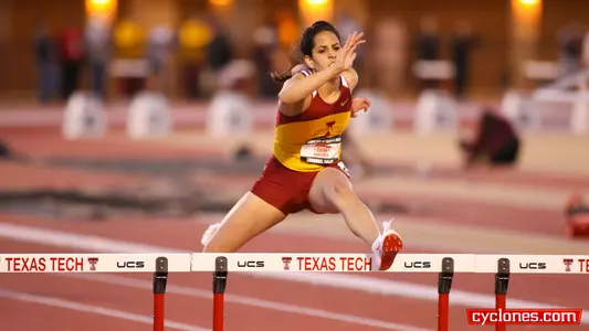 Sprinters Lead Cyclones on Final Day of KU Relays