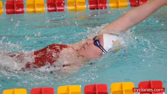Swimmers Roll Past South Dakota State