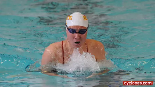 Swimmers Sweep Illinois State, Evansville