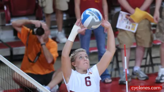 Cyclones Sweep Kansas; Win Fifth Straight