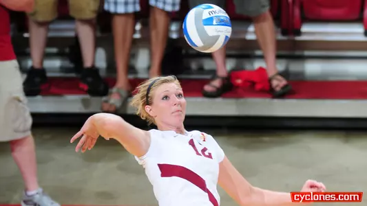 Cyclones Beat Drake, 3-1, At Hawkeye Challenge