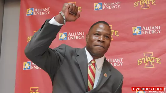 NCAA Recognizes Iowa State Wrestling for Academic Success