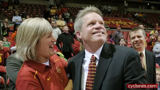 Cyclones Beat Drake 64-46; Fennelly Wins 500th Game