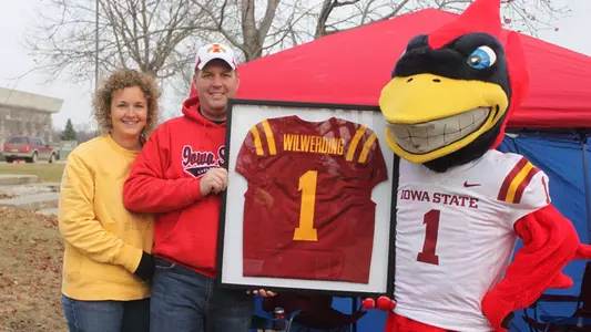 One-of-a-Kind Jerseys Presented to Cyclone Club Members