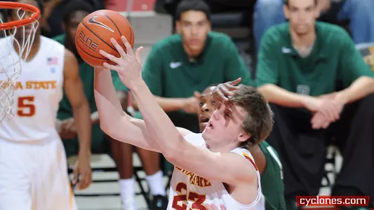 Cyclones Score Big Road Win At Virginia, 60-47