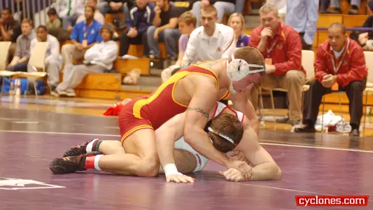 Reader Dominant En Route to Midlands Title