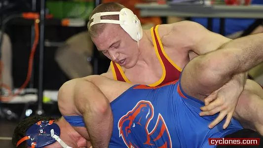 Five Cyclones Win In First Round At NCAA Championships