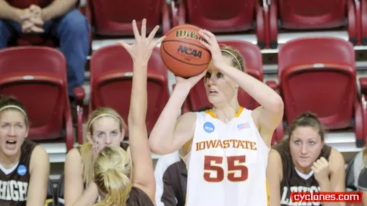 Prins Leads Cyclone Rout of Lehigh, 79-42