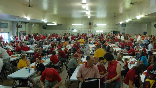 Fort Dodge and Waterloo Tailgate Tour Multimedia