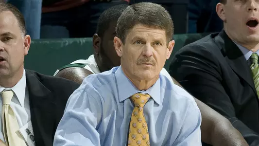 Hoiberg Adds Experienced Lutz to Staff