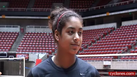 Meet Volleyball Newcomer Tenisha Matlock