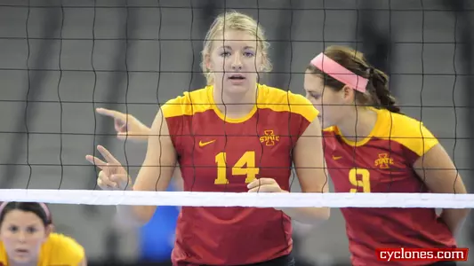 No. 12 Iowa State Sweeps Milwaukee, 3-0