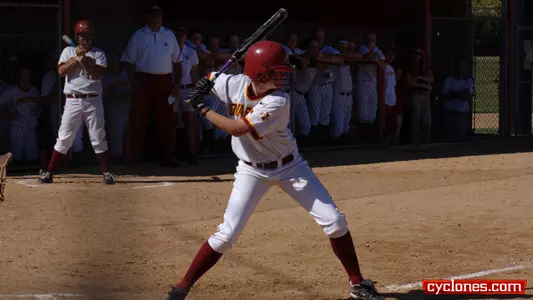 Slater Heats Up But Cyclones Drop Two