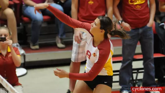 Cyclones Come From Behind To Beat Tigers