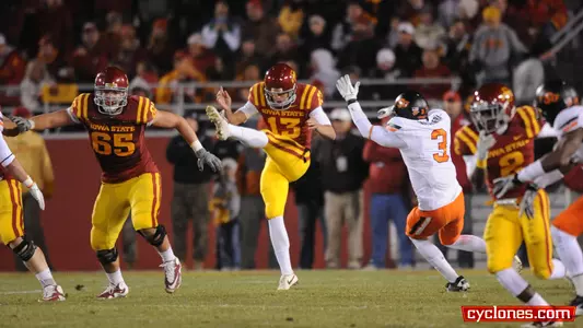 Punter Van Der Kamp a Real Cyclone Weapon