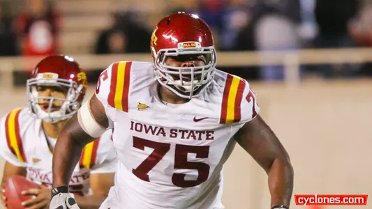 Johnson and Hicks Sign Free Agent Contracts