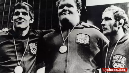 Taylor into National Wrestling Hall of Fame