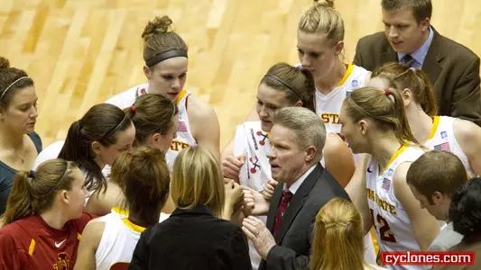 Women?s Basketball Season Ticket Sales Strong