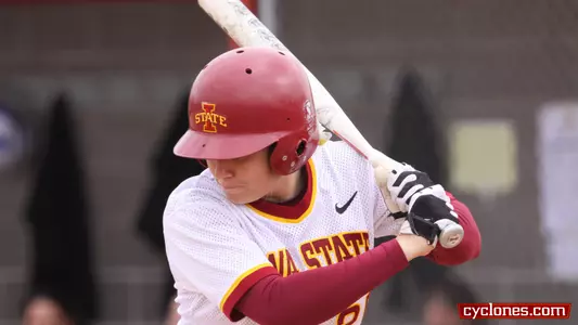 No. 3 Longhorns Shutout Cyclones, 3-0