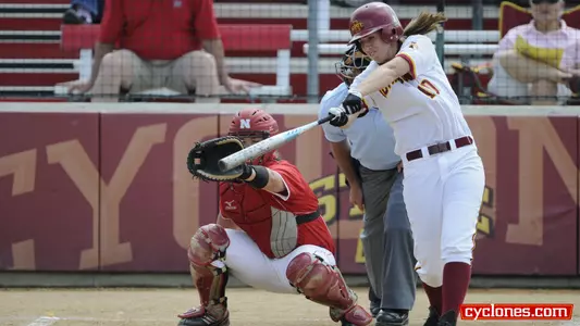 Cyclones Fall To No. 6 Texas, 8-4