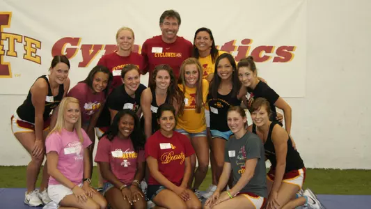 Gymnasts Continue Busy Fall Saturday With Free Event