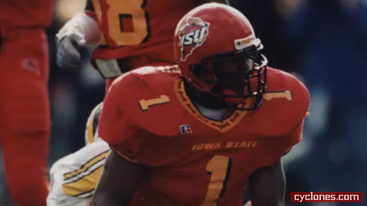 Countdown to Kickoff: 1, Tyson Smith