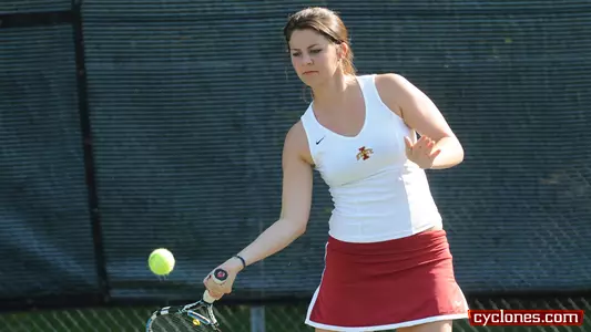 Cyclones Downed in Minneapolis