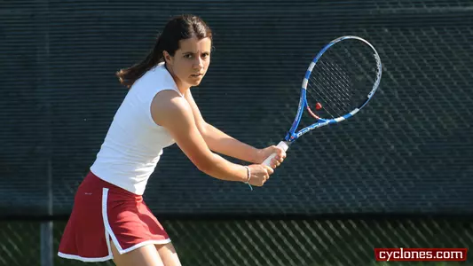 No. 8 Texas Takes 6-1 Win over Cyclones