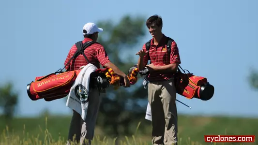 Fernandez Leads Golfers To Fourth Place Finish