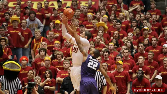 White Sinks Kansas State With Late Jumper