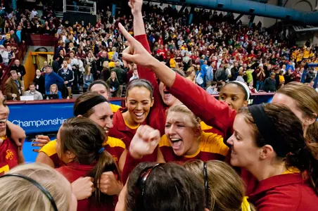 2011 Volleyball Season Review