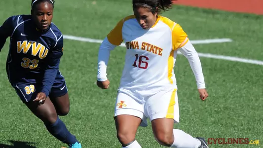 League-Leading WVU Gets Past Iowa State, 3-2