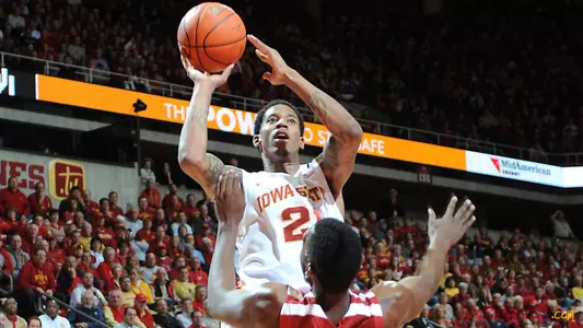 Iowa State Stays on the Road, Travels to Texas
