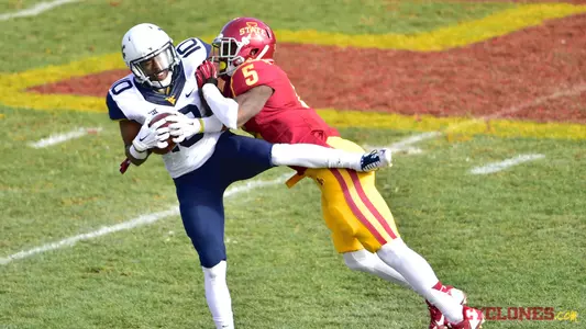 Cotton-Moya Named FWAA Freshman All-American