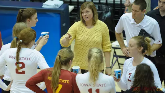 Volleyball Announces Alumnae Match for Apr. 18