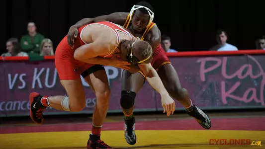 Cyclones Dominant In Dual Openers