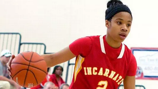Women's Hoops Signee Bell Receives WBCA Honor