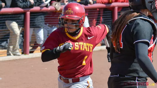 Iowa State Falls to Texas in Series Finale